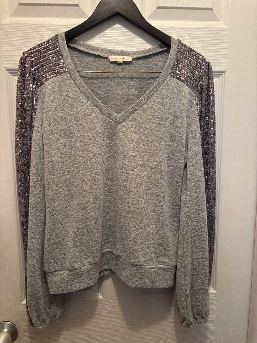Ariella Rose Gray V-Neck Sweater with Sequin Sleeve Accents